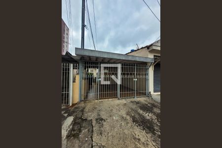 Casa à venda com 250m², 2 quartos e 2 vagasFachada