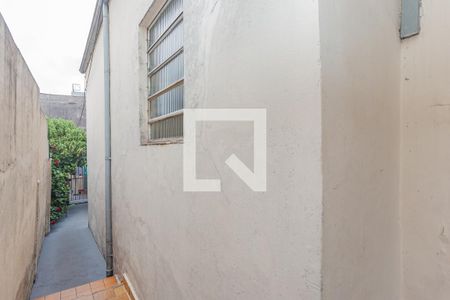 Casa à venda com 250m², 2 quartos e 2 vagasQuintal casa 1
