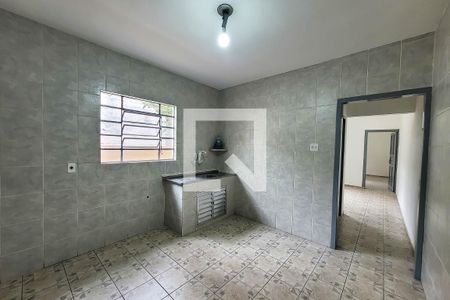 Casa à venda com 250m², 2 quartos e 2 vagasCozinha