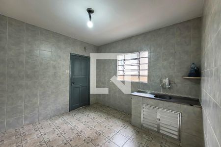 Casa à venda com 250m², 2 quartos e 2 vagasCozinha
