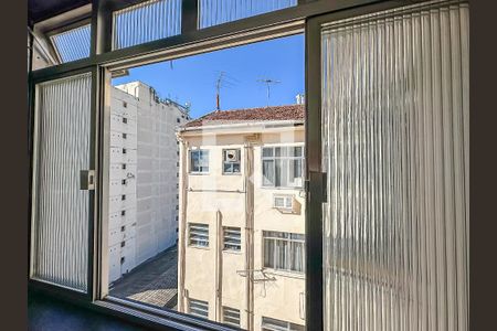 Vista Sala de apartamento à venda com 1 quarto, 43m² em Centro, Rio de Janeiro
