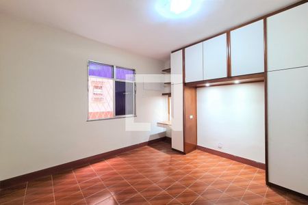 Quarto 2 de apartamento para alugar com 2 quartos, 70m² em Tomás Coelho, Rio de Janeiro