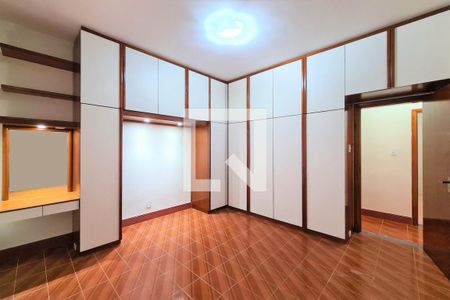 Quarto 2 de apartamento para alugar com 2 quartos, 70m² em Tomás Coelho, Rio de Janeiro