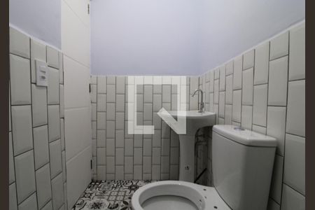 Banheiro de apartamento para alugar com 1 quarto, 30m² em Chácara Santo Antônio (zona Sul), São Paulo