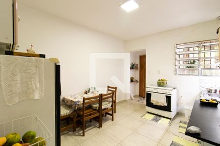 Casa à venda com 150m², 2 quartos e 2 vagasCozinha