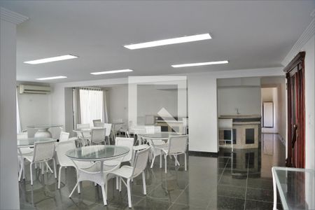 Apartamento para alugar com 239m², 3 quartos e 3 vagasÁrea comum - Salão de festas