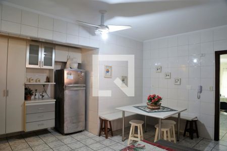 Apartamento para alugar com 239m², 3 quartos e 3 vagasCozinha