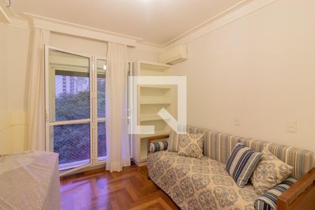 Apartamento para alugar com 169m², 3 quartos e 2 vagas Apartamento para alugar com 169m², 3 quartos e 2 vagasQuarto 3