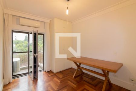 Apartamento para alugar com 169m², 3 quartos e 2 vagas Apartamento para alugar com 169m², 3 quartos e 2 vagasSuíte 1