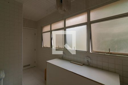 Apartamento para alugar com 169m², 3 quartos e 2 vagas Apartamento para alugar com 169m², 3 quartos e 2 vagasÁrea de Serviço