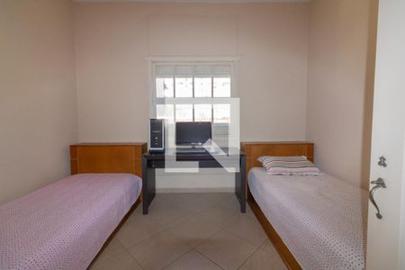 Casa à venda com 180m², 2 quartos e 2 vagasQuarto 2