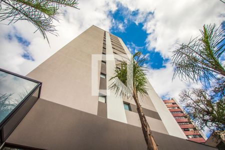 Studio para alugar com 27m², 1 quarto e sem vaga Studio para alugar com 27m², 1 quarto e sem vagaFachada