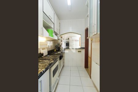 Apartamento à venda com 72m², 2 quartos e sem vaga Apartamento à venda com 72m², 2 quartos e sem vagaCozinha