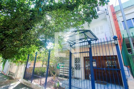 Apartamento à venda com 72m², 2 quartos e sem vaga Apartamento à venda com 72m², 2 quartos e sem vagaFachada