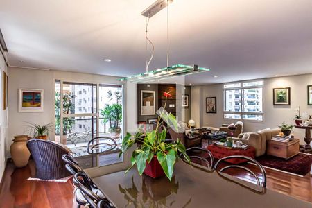 Sala de apartamento à venda com 4 quartos, 245m² em Santa Cecília, São Paulo
