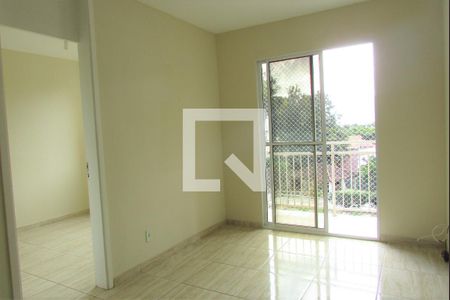 Sala de Apartamento com 3 quartos, 56m² Campo Grande