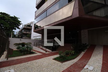 Apartamento à venda com 334m², 3 quartos e 4 vagasFachada