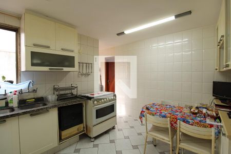 Apartamento à venda com 334m², 3 quartos e 4 vagasCozinha