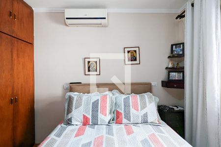 Casa à venda com 130m², 3 quartos e 3 vagas Casa à venda com 130m², 3 quartos e 3 vagasQuarto 2