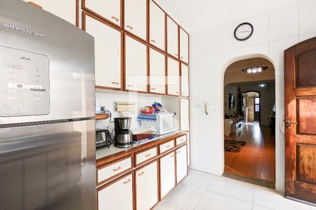 Casa à venda com 130m², 3 quartos e 3 vagas Casa à venda com 130m², 3 quartos e 3 vagasCozinha