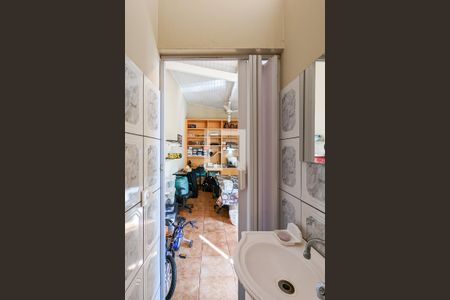 Casa à venda com 130m², 3 quartos e 3 vagas Casa à venda com 130m², 3 quartos e 3 vagasLavabo Home Office