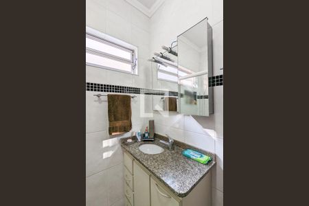 Casa à venda com 130m², 3 quartos e 3 vagas Casa à venda com 130m², 3 quartos e 3 vagasBanheiro