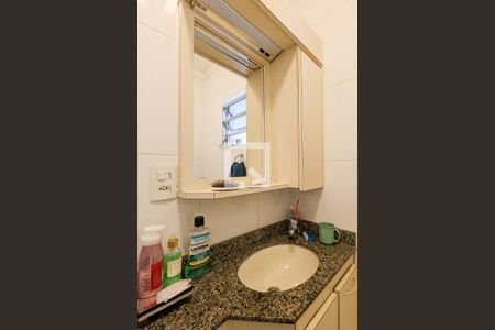Banheiro da suíte de casa à venda com 3 quartos, 130m² em Anchieta, São Bernardo do Campo