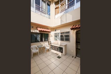 Casa à venda com 130m², 3 quartos e 3 vagas Casa à venda com 130m², 3 quartos e 3 vagasÁrea de serviço