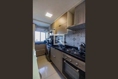 Cozinha de apartamento à venda com 2 quartos, 64m² em São Geraldo, Porto Alegre