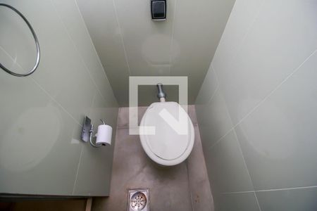 Apartamento à venda com 60m², 1 quarto e sem vaga Apartamento à venda com 60m², 1 quarto e sem vagaBanheiro de Serviço