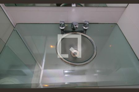 Apartamento à venda com 60m², 1 quarto e sem vaga Apartamento à venda com 60m², 1 quarto e sem vagaBanheiro Social