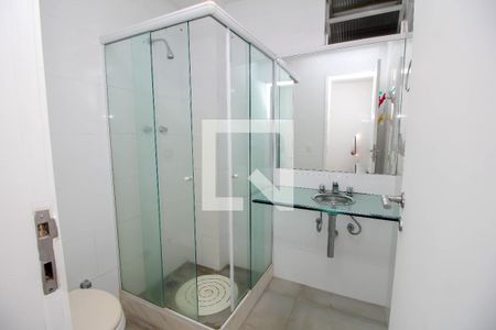 Apartamento à venda com 60m², 1 quarto e sem vaga Apartamento à venda com 60m², 1 quarto e sem vagaBanheiro Social