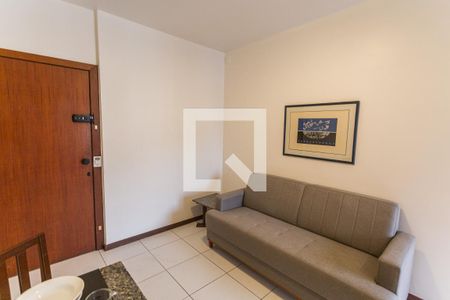 Sala de apartamento para alugar com 1 quarto, 36m² em Lourdes, Belo Horizonte