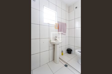 Banheiro da Suíte de casa para alugar com 2 quartos, 40m² em Vila Menk, Osasco