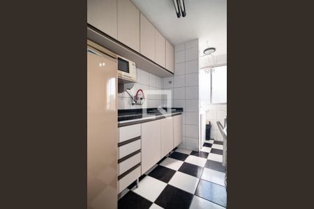 Cozinha de apartamento para alugar com 1 quarto, 48m² em Bela Vista, São Paulo