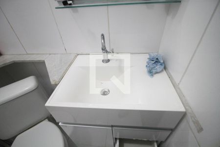 Apartamento para alugar com 68m², 2 quartos e 1 vagabanheiro social