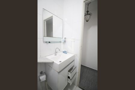 Apartamento para alugar com 68m², 2 quartos e 1 vagabanheiro social