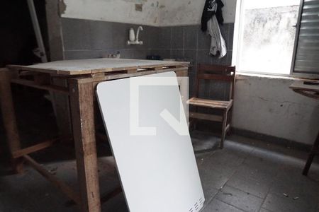 Casa à venda com 60m², 2 quartos e 1 vagadeposito