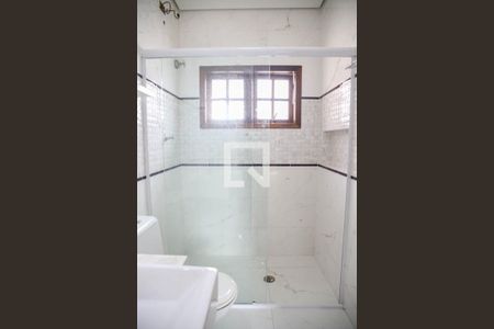 Casa à venda com 171m², 3 quartos e 2 vagas Casa à venda com 171m², 3 quartos e 2 vagasBanheiro