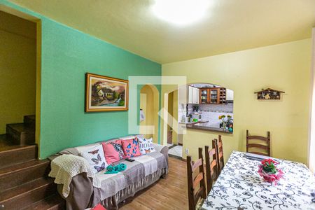 Sala de casa à venda com 4 quartos, 210m² em Hípica, Porto Alegre