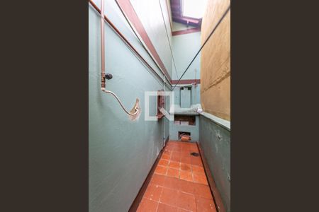 Casa à venda com 210m², 4 quartos e 2 vagasÁrea de Serviço