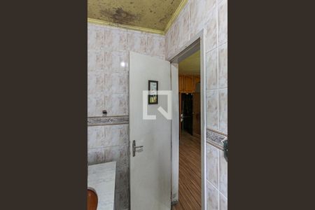 Casa à venda com 210m², 4 quartos e 2 vagasBanheiro da Suíte