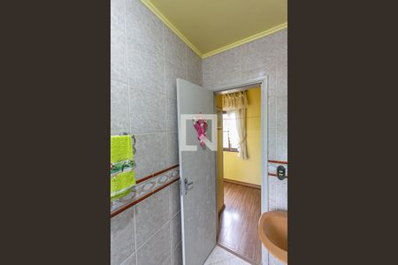 Casa à venda com 210m², 4 quartos e 2 vagasBanheiro