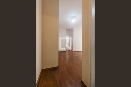 Entrada de apartamento à venda com 3 quartos, 82m² em Alphaville Industrial, Barueri