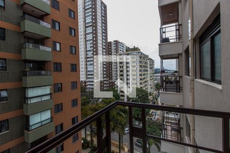 Apartamento para alugar com 82m², 3 quartos e 1 vagavista da Sacada