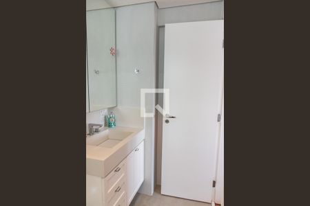 Apartamento à venda com 120m², 3 quartos e 3 vagasBanheiro da suíte 1