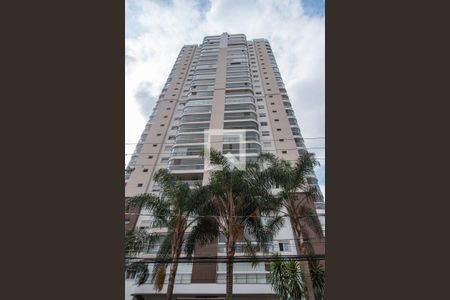 Apartamento à venda com 120m², 3 quartos e 3 vagasFachada