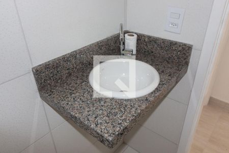 Apartamento à venda com 42m², 2 quartos e sem vagaBanheiro