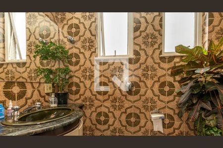 Apartamento para alugar com 140m², 4 quartos e 2 vagas