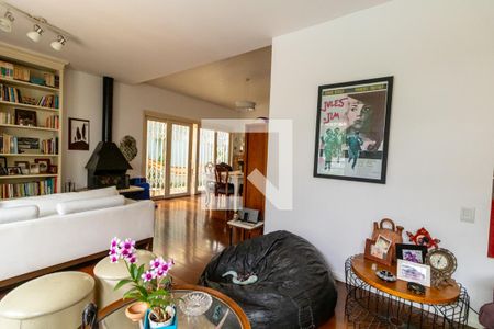 Sala de casa à venda com 4 quartos, 400m² em Butantã, São Paulo